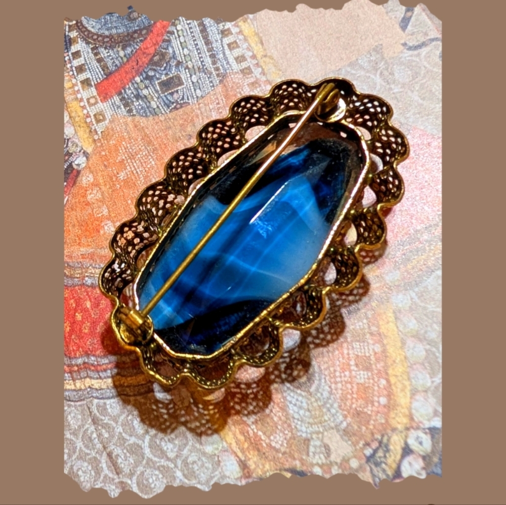 VTG 1940s Large Blue Slag Glass Filigree Brooch - Picture 3 of 5